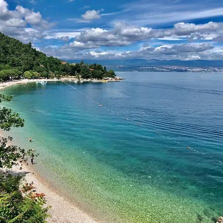 Apartment A1 Sea Downtown & Protected Parking Opatija